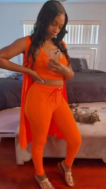 Barbie, 25  female escort, Cleveland