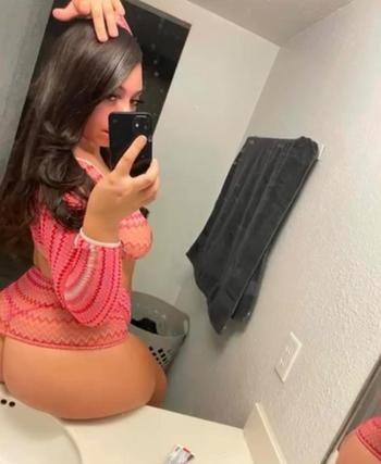 EricaMarie, 23  female escort, Cleveland