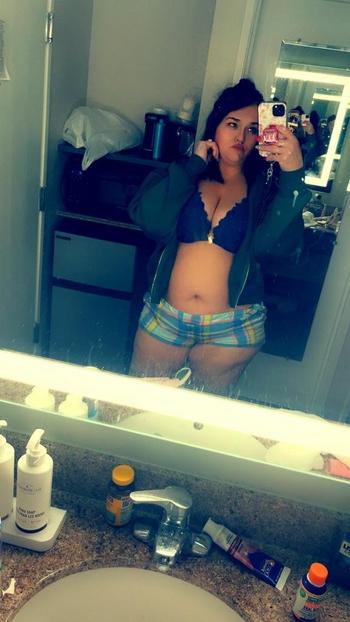 meg, 40  female escort, Cleveland