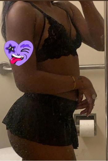 Scarlett , 27  female escort, Cleveland