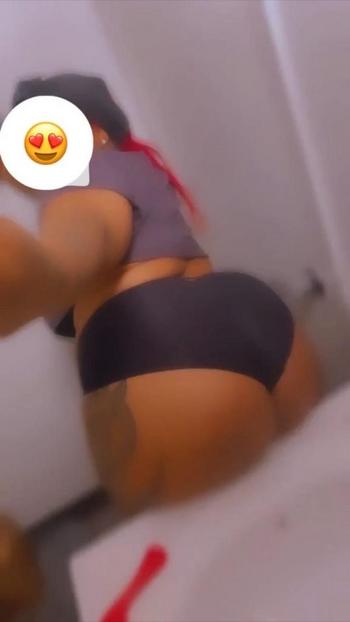 Britttttt, 25  female escort, Cleveland
