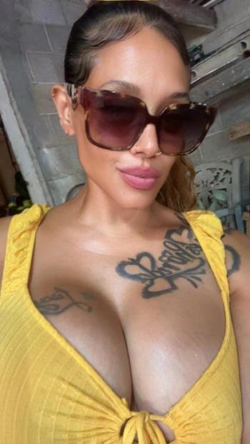 Alanna, 32  female escort, Cleveland