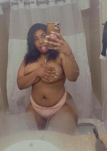 2202004962, female escort, Cleveland
