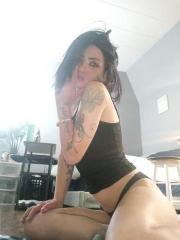 2162039879, female escort, Cleveland