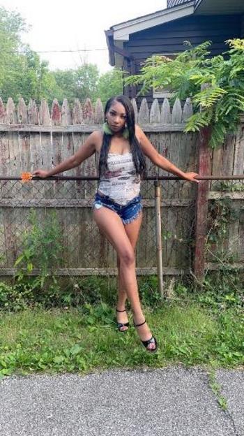 2164000082, female escort, Cleveland