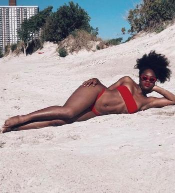 2162505597, female escort, Cleveland